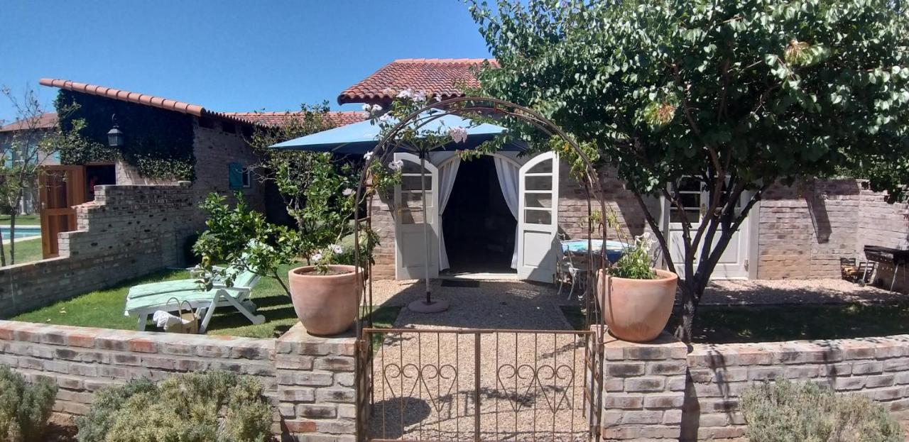 Hartland Garden * Oudtshoorn